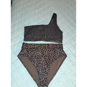 Old Navy Leopard Bikini 2 Tops and 1 Bottom